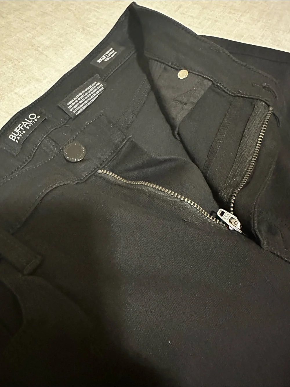 Classic Black Skinny Jeans - NWOT - Women’s 8 - Picture 3 of 10